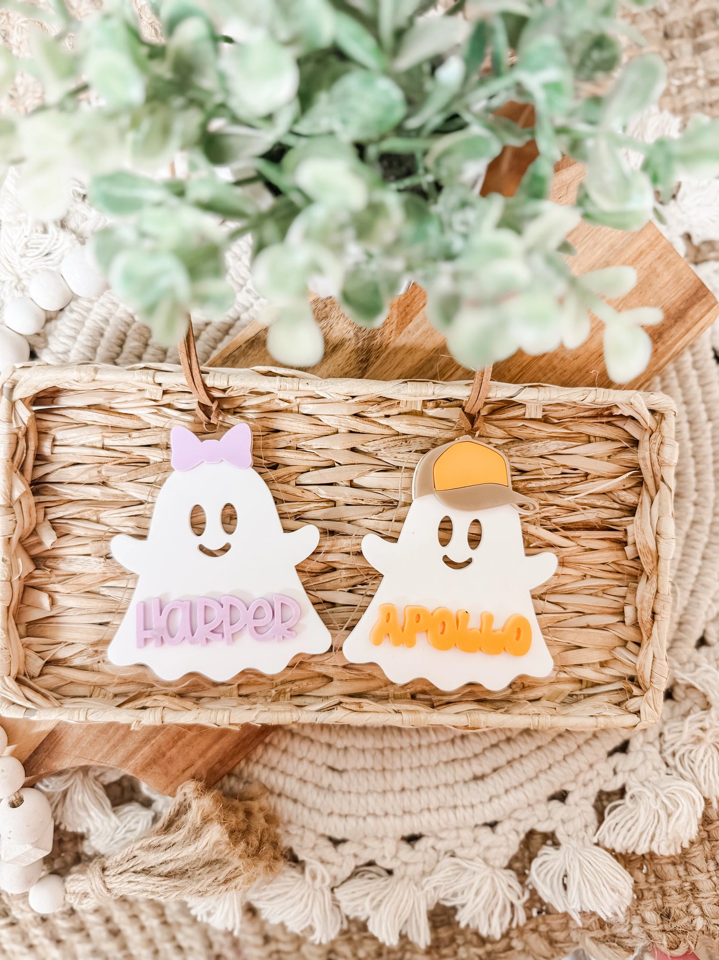 Retro Ghost Basket Tag